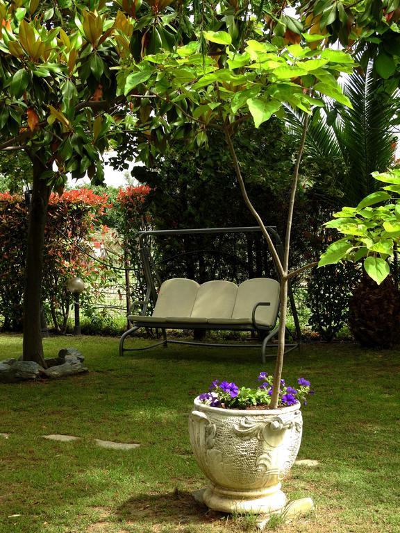 Апартаменты Garden House Велика Экстерьер фото