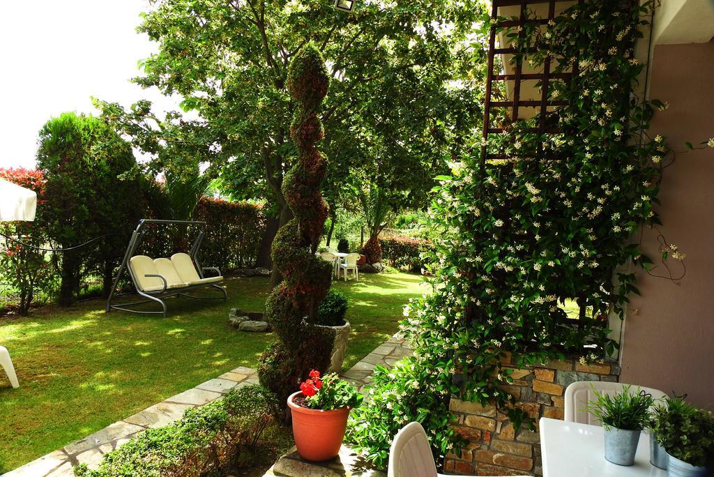 Апартаменты Garden House Велика Экстерьер фото